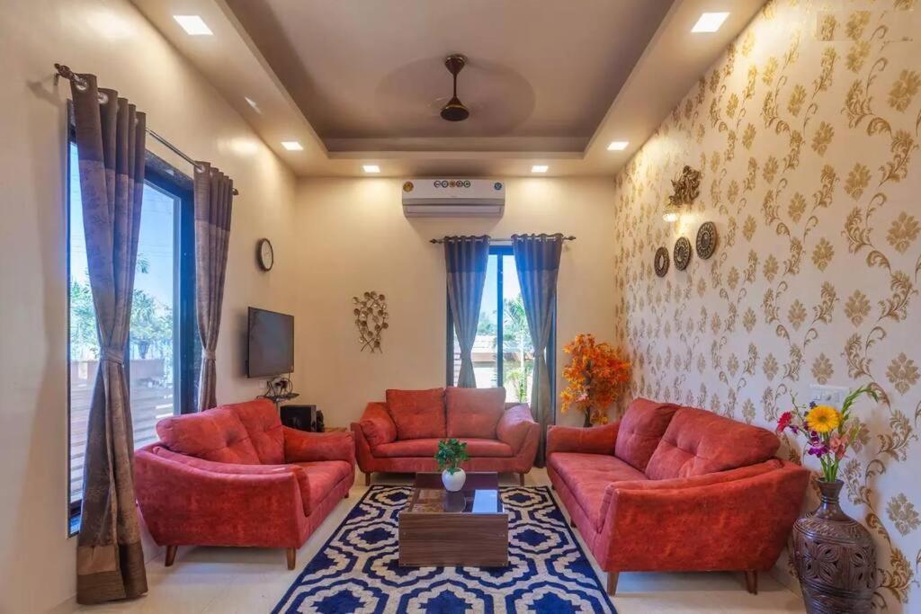 Martini Villa By Aquastay Lonavala Buitenkant foto